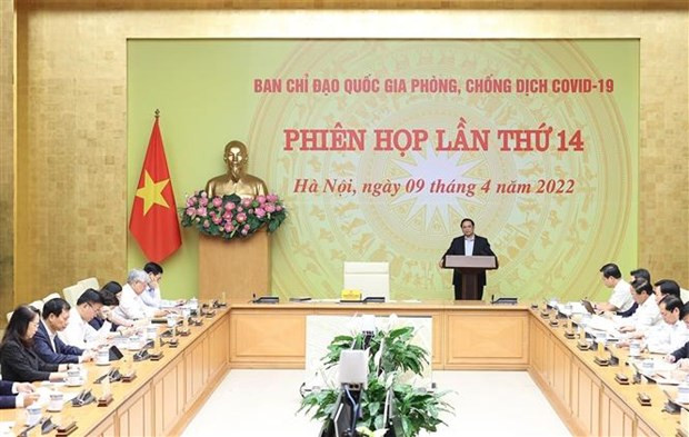 PM asks for readiness in responding to new dangerous coronavirus strains hinh anh 1