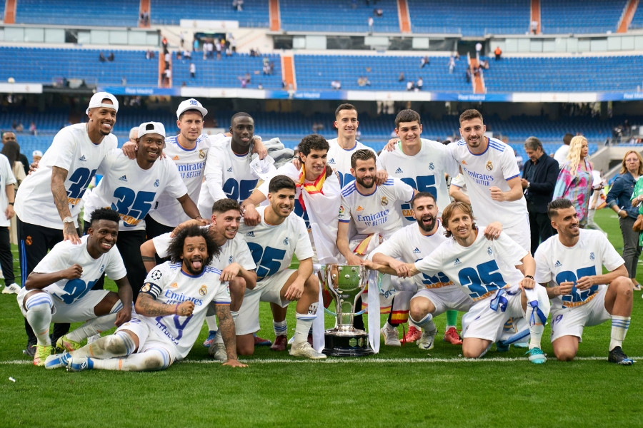 Real Madrid vô địch La Liga: Những trái tim rực lửa