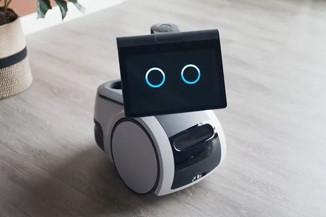 Robot trông nhà kiêm trợ lý ảo Astro của Amazon được trang bị công nghệ gì?