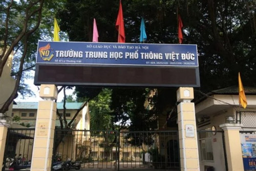 Shortage of specialised teachers causing concern for VN high schools