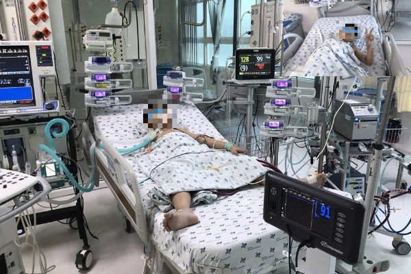 Sốt 2 ngày, bệnh nhi Covid-19 suýt tử vong vì biến chứng vào tim