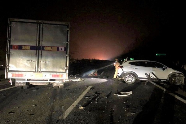 Tai nạn trên cao tốc Pháp Vân - Cầu Giẽ, 3 người thương vong