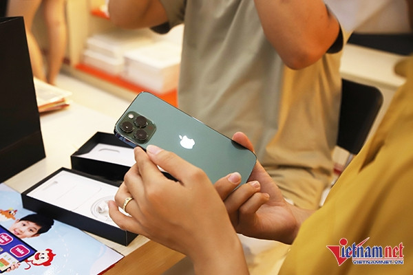 Tại Việt Nam, người dùng iPhone “lướt nét” nhanh hơn Samsung, Oppo?
