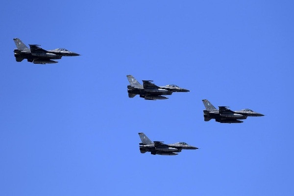 Thổ Nhĩ Kỳ bất ngờ rút khỏi tập trận chung với NATO