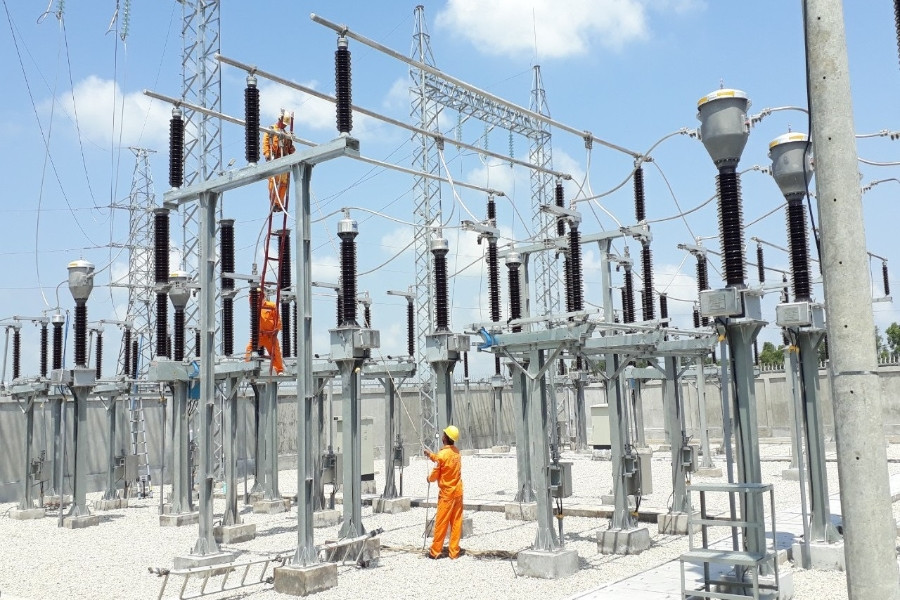 Tiêu thụ điện tiếp tục giảm mạnh do dịch bệnh