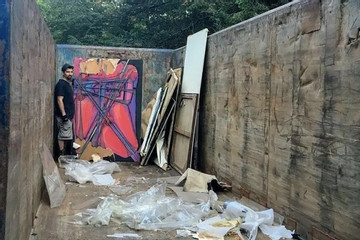 Tìm thấy hàng trăm tác phẩm nghệ thuật triệu đô trong thùng rác