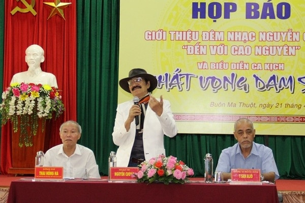 Organized a music night to pay tribute to musician Nguyen Cuong in Dak Lak