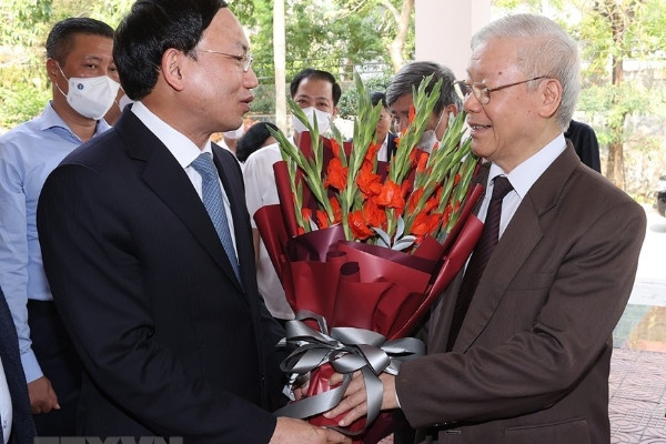 Tổng Bí thư Nguyễn Phú Trọng làm việc với lãnh đạo chủ chốt tỉnh Quảng Ninh