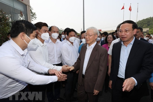 Tổng Bí thư Nguyễn Phú Trọng thăm Công ty than Vàng Danh