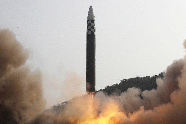 Triều Tiên bị nghi thử tên lửa lần thứ 14 trong năm