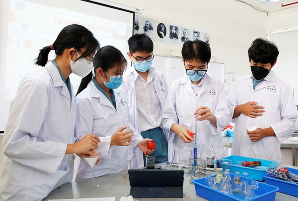 Trường Đinh Thiện Lý tư vấn tuyển sinh năm học 2022 - 2023