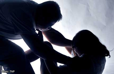 Prosecution of a mother guarding her “fake husband” to rape her daughter
