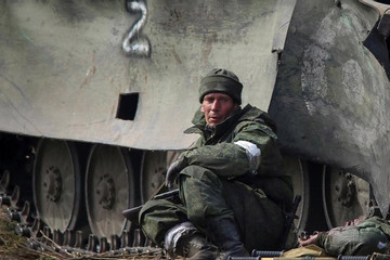 Ukraine hé lộ tổn thất trong trận chiến với Nga ở miền đông