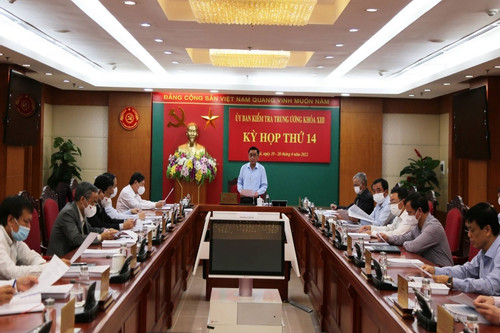 Ủy ban Kiểm tra Trung ương cảnh cáo Chủ tịch Bình Thuận, nguyên Thứ trưởng Xây dựng