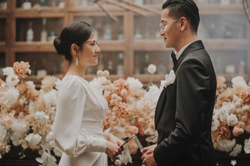 Việt Hoa 'Hương vị tình thân' chụp ảnh cưới với bạn trai