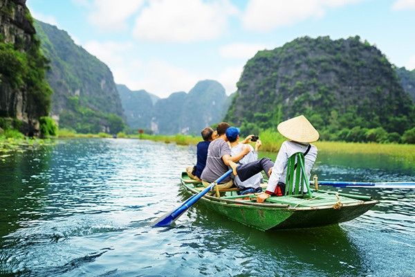 Việt Nam là lý do khách nước ngoài phải đến châu Á 'ngay và luôn'