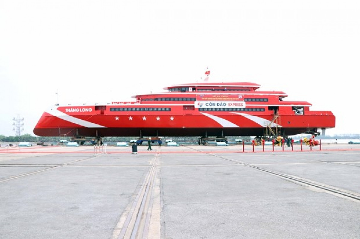 Thang Long, the biggest single-body high-speed ship in Vietnam, was launched in the northern port city of Hai Phong on May 6.