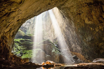 Vietnam's landmark - Son Doong Cave - honored by Google Doodle