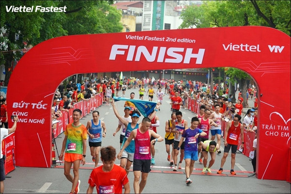 Viettel Fastest 2022: Hơn 600 triệu đồng ủng hộ chương trình Trái tim cho em