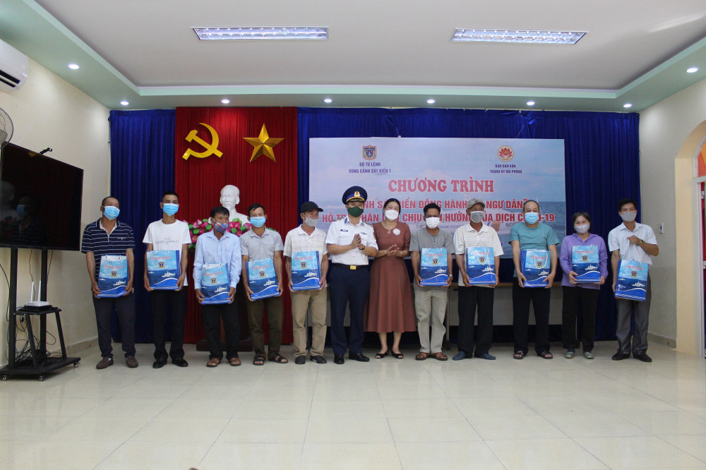 Vùng cảnh sát biển 1 tích cực phối hợp tuyên truyền về Luật Cảnh sát biển Việt Nam