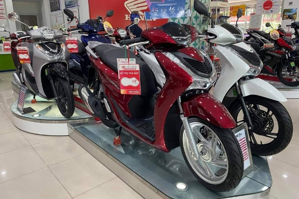 Xe máy tăng giá chóng mặt, Honda SH 150 