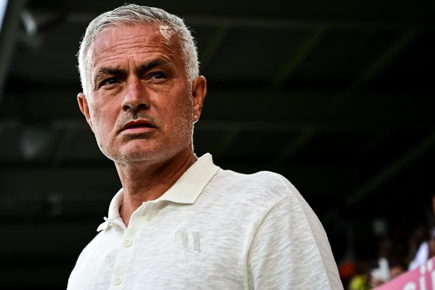  Mourinho bị chỉ trích: Hãy đi ngay khỏi Thổ Nhĩ Kỳ