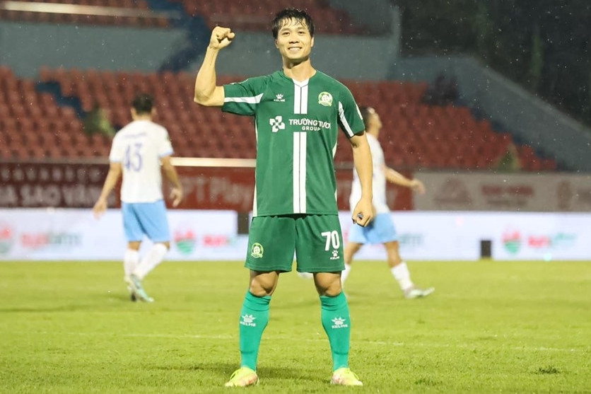  Trực tiếp bóng đá Bình Phước 1-0 Vũng Tàu: Công Phượng mở tỷ số