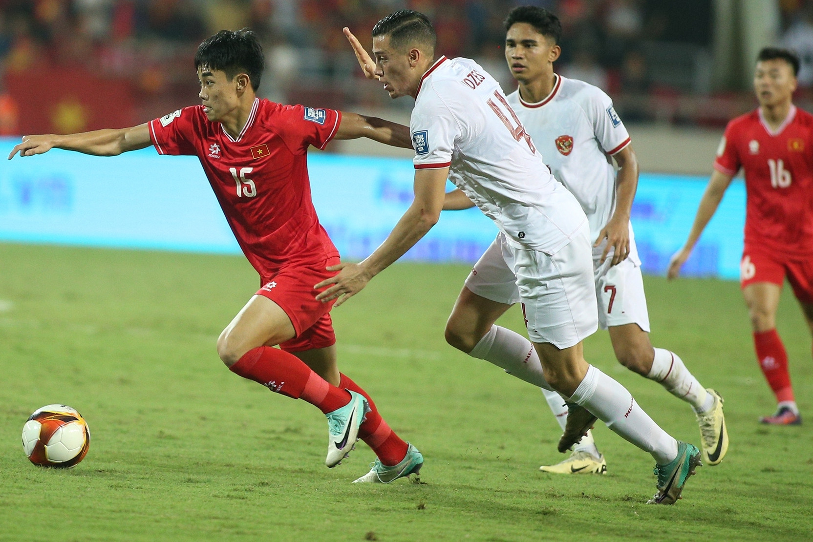  HLV Kim Sang Sik soi 'tử huyệt' Indonesia, quyết đấu ở AFF Cup