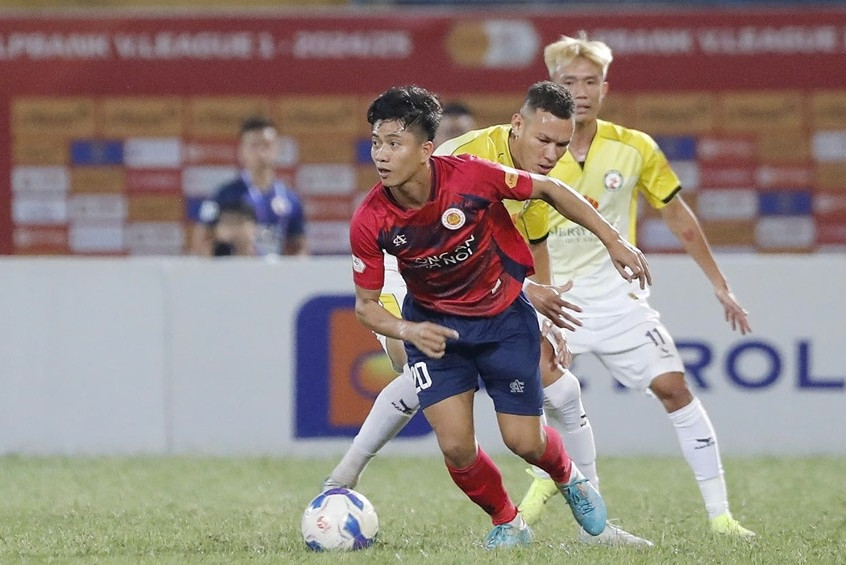  Trực tiếp bóng đá CAHN 2-0 Bình Định: Cách biệt nhân đôi