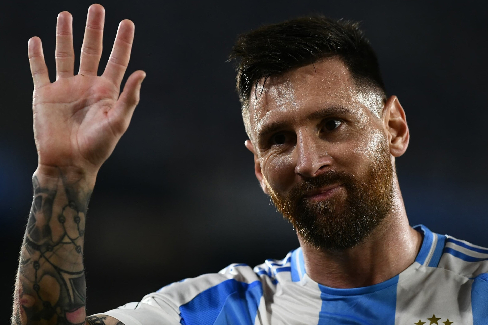  Messi ngồi chơi 3 tháng: Năm 2024 buồn vui lẫn lộn