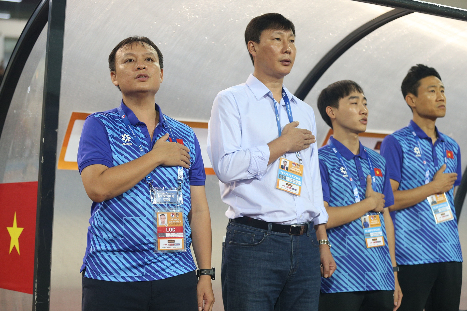  'Tôi sẽ hát quốc ca Việt Nam, nhảy múa nếu vô địch AFF Cup'