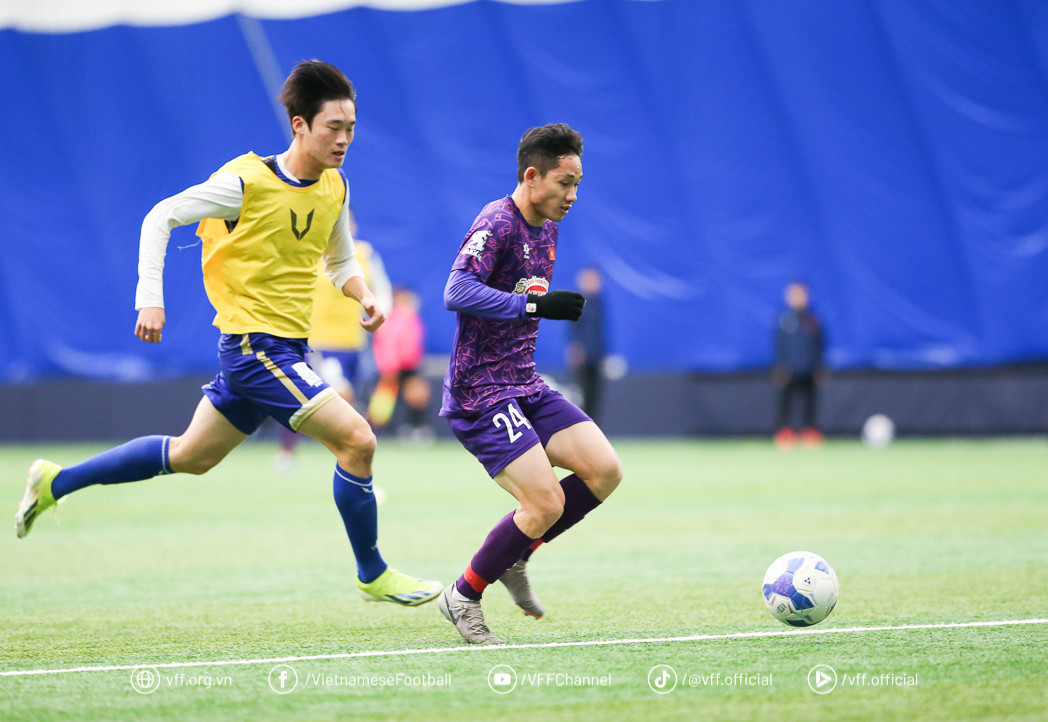  Quang Hải, Hai Long ghi bàn, tuyển Việt Nam thắng đội K-League 1