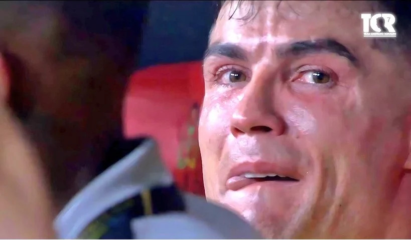  Ronaldo khóc nức nở sau khi thua chung kết King's Cup