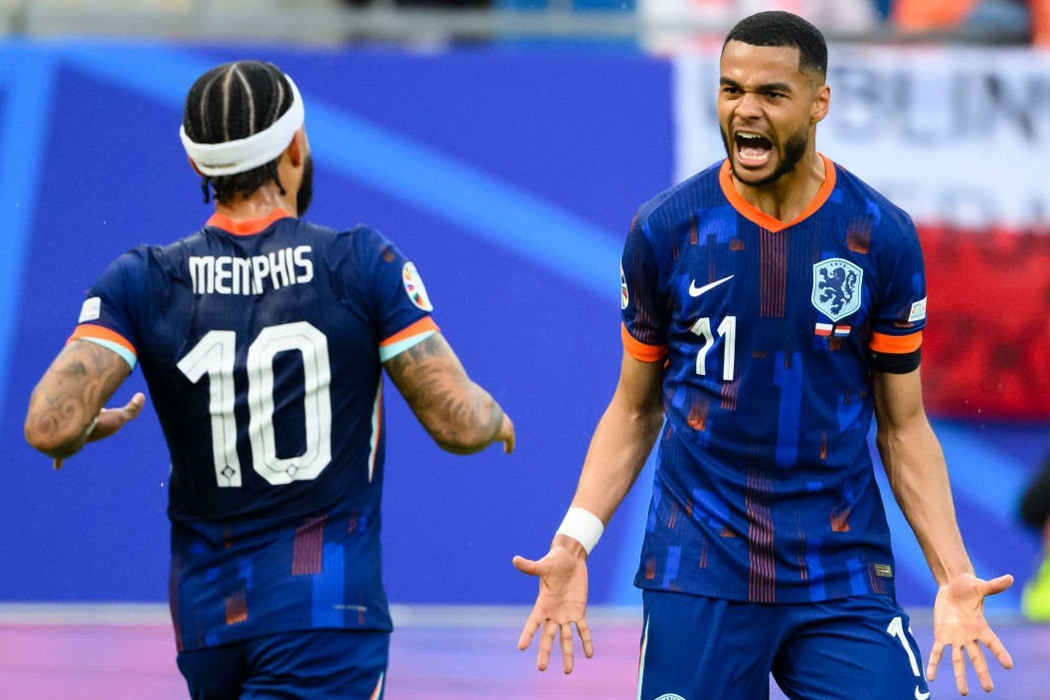  Trực tiếp bóng đá Ba Lan 1-1 Hà Lan: Thế trận hấp dẫn (H2)