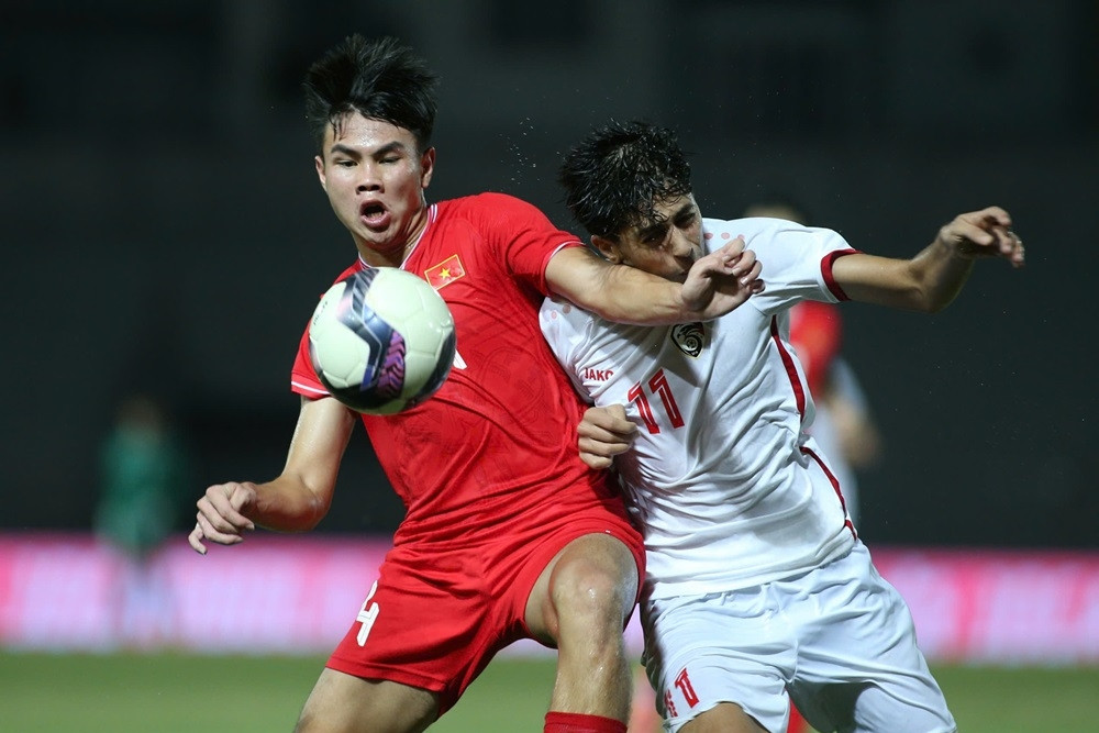  Video bàn thắng U20 Việt Nam 0-1 U20 Syria: Mất quyền tự quyết