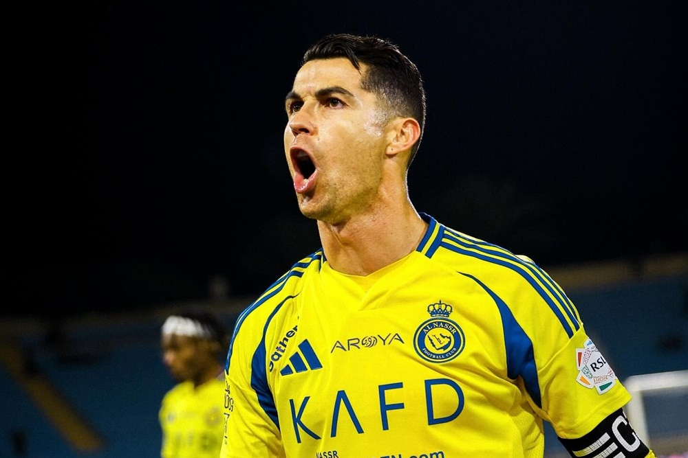  Ronaldo chói sáng, Al Nassr thổi lửa vào cuộc đua vô địch