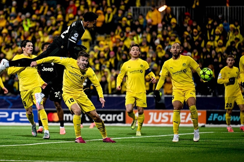 Juventus giành 3 điểm sau màn rượt đuổi kịch tính