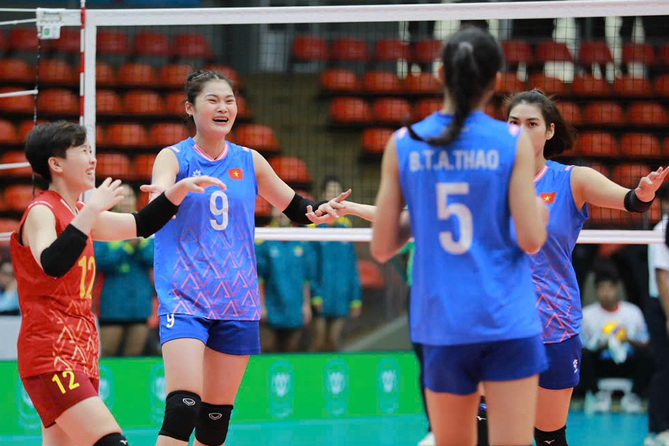 Trực tiếp bóng chuyền nữ Việt Nam vs Philippines: Bán kết SEA Games 33