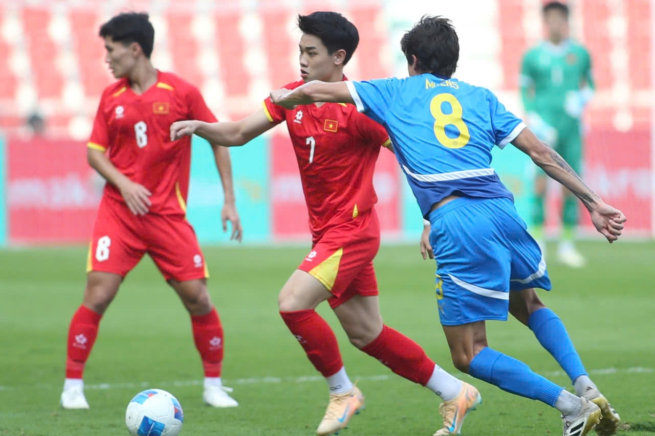 Trực tiếp bóng đá U22 Việt Nam 0-0 U22 Philippines: Thế trận sôi động