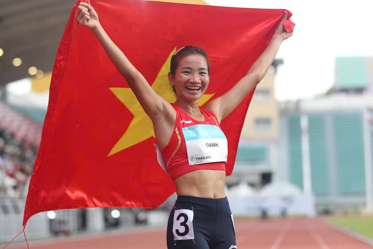 Trực tiếp SEA Games ngày 16/12: Nguyễn Thị Oanh lập hat-trick HCV
