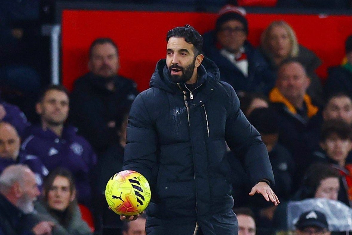 MU đánh rơi 2 điểm khó tin, Ruben Amorim khổ sở chỉ nguyên do