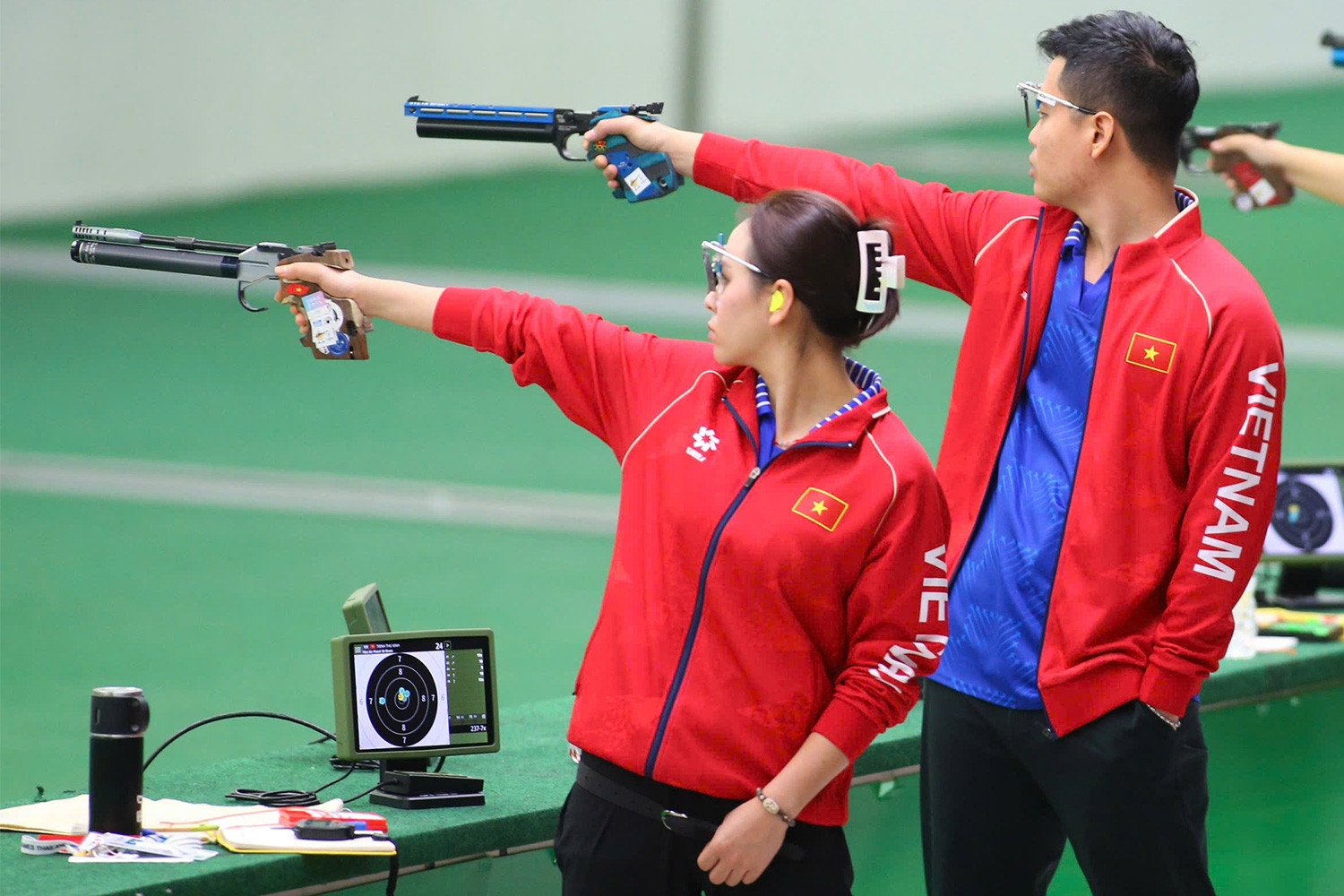 Trực tiếp SEA Games ngày 17/12: Việt Nam vượt mốc 50 HCV