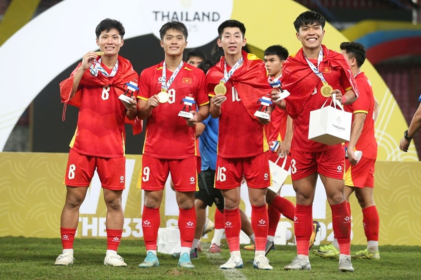 Bảng tổng sắp huy chương SEA Games ngày 18/12: U22 Việt Nam giành HCV