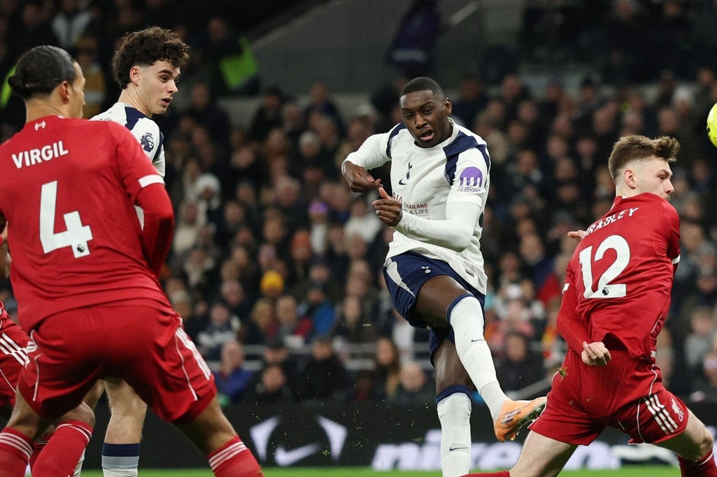 Trực tiếp Tottenham 0-0 Liverpool: Đôi công hấp dẫn (H1)