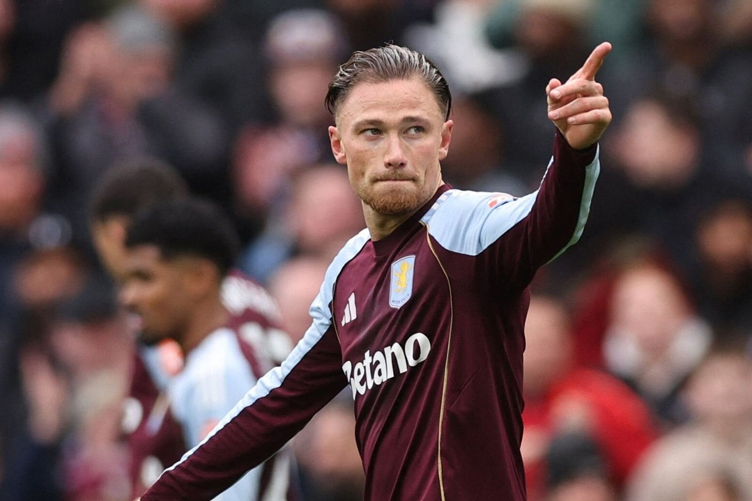 Aston Villa đánh gục Arsenal ở phút cuối cùng