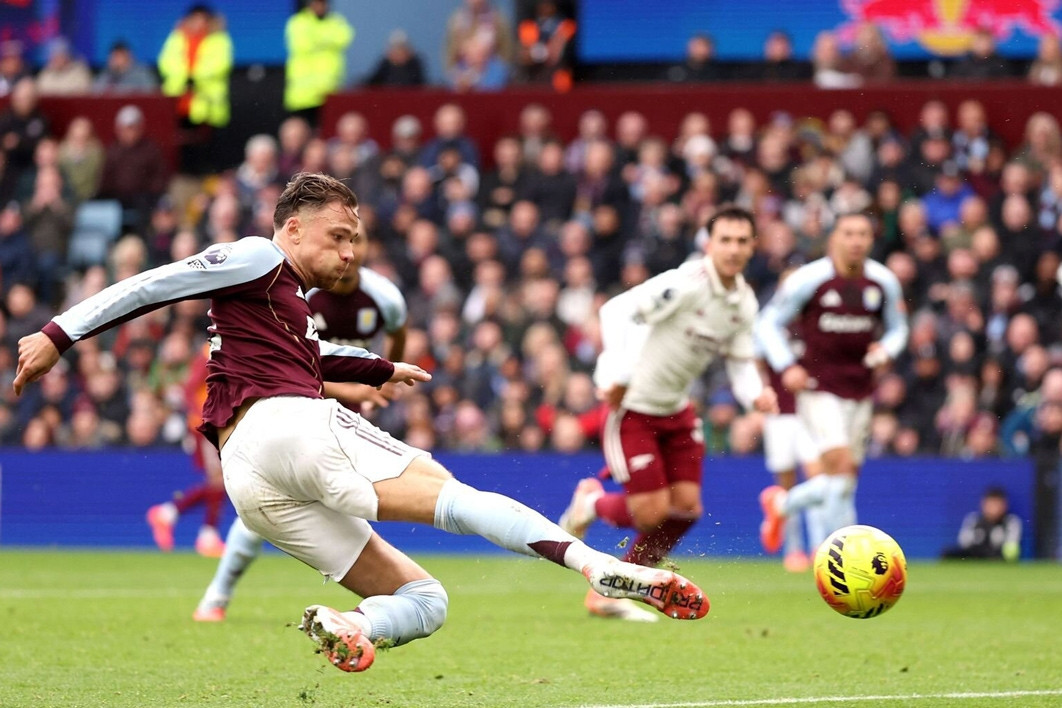 Trực tiếp Aston Villa 1-0 Arsenal: Bàn thắng đẹp mắt (H1)
