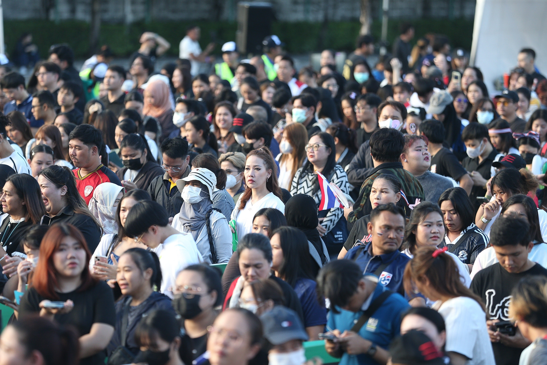 Vạn người đổ về sân Rajamangala, an ninh thắt chặt ở khai mạc SEA Games