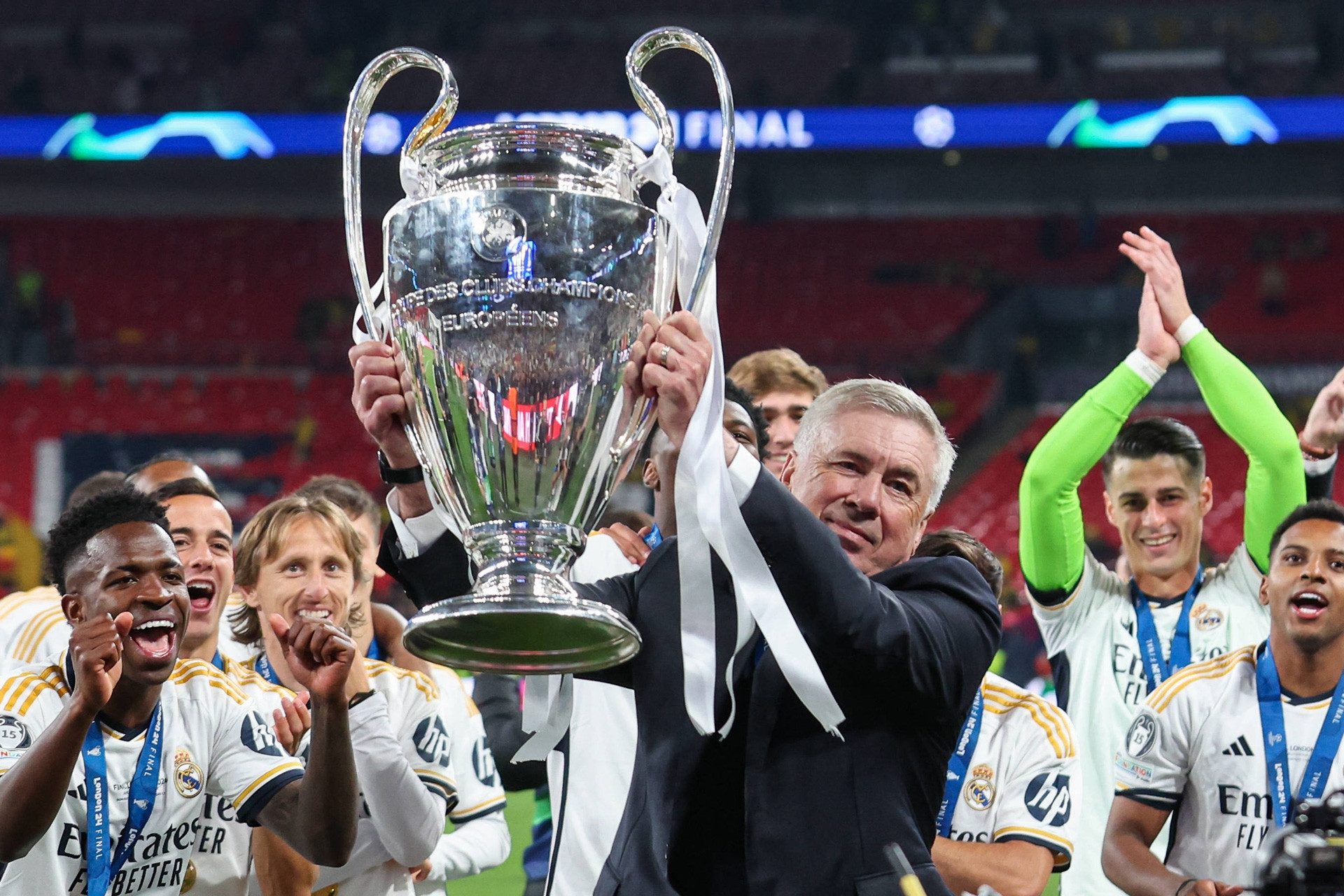 Ancelotti dẫn tuyển Brazil: Lương kỷ lục và những đặc quyền