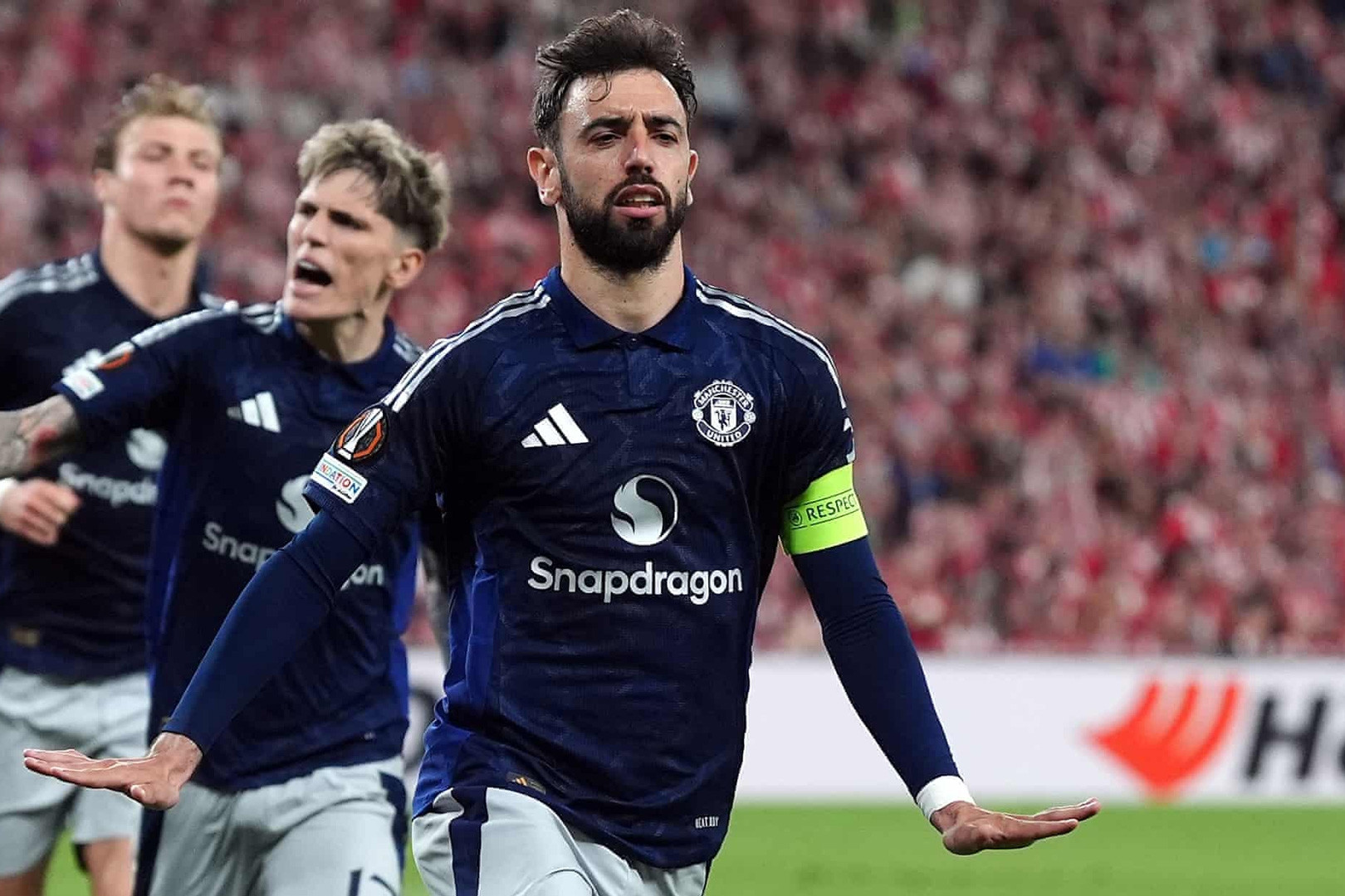 MU đè bẹp Bilbao ở Europa League: Bản lĩnh Quỷ đỏ