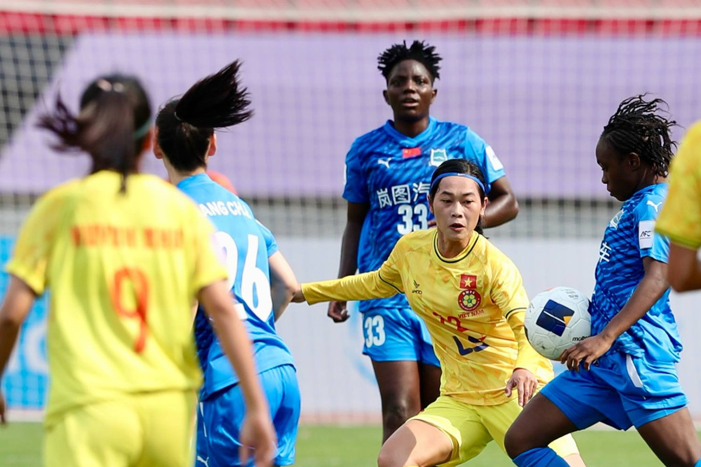 Trực tiếp bóng đá nữ Wuhan Jiangda 1-0 TP.HCM: Chủ nhà mở tỷ số
